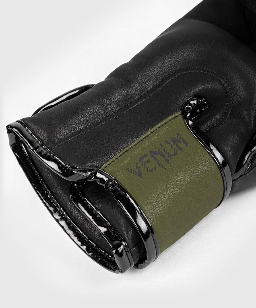 VENUM CHALLENGER 2.0 BOXING GLOVES