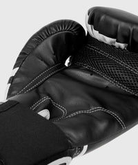 Thumbnail for VENUM GUANTES BOXEO CHALLENGER 3.0 WHITE/BLACK