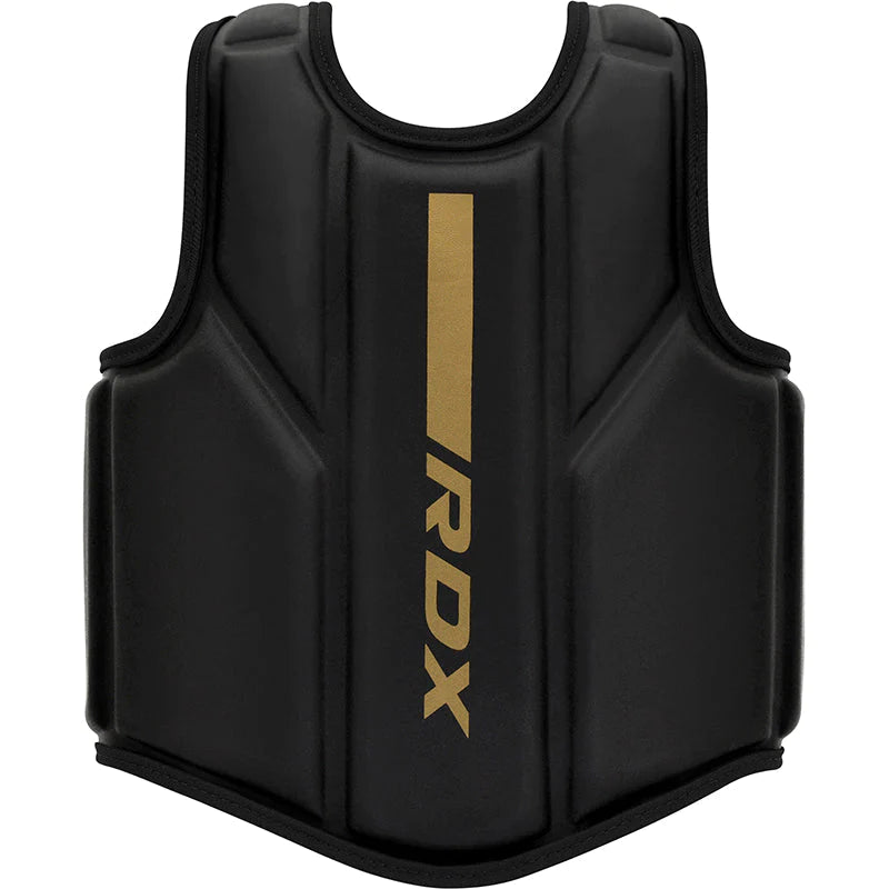 Protector de pecho RDX F6 Kara dorado en Bolivia - vista principal - Chelo Sports