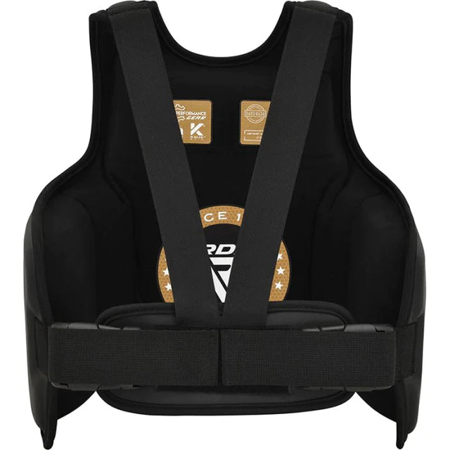 Protector corporal RDX F6 Kara dorado en Bolivia - lateral acolchado - Chelo Sports
