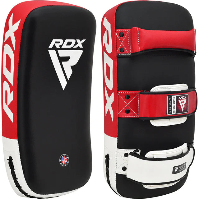 Almohadilla de patada tailandesa curva RDX T1