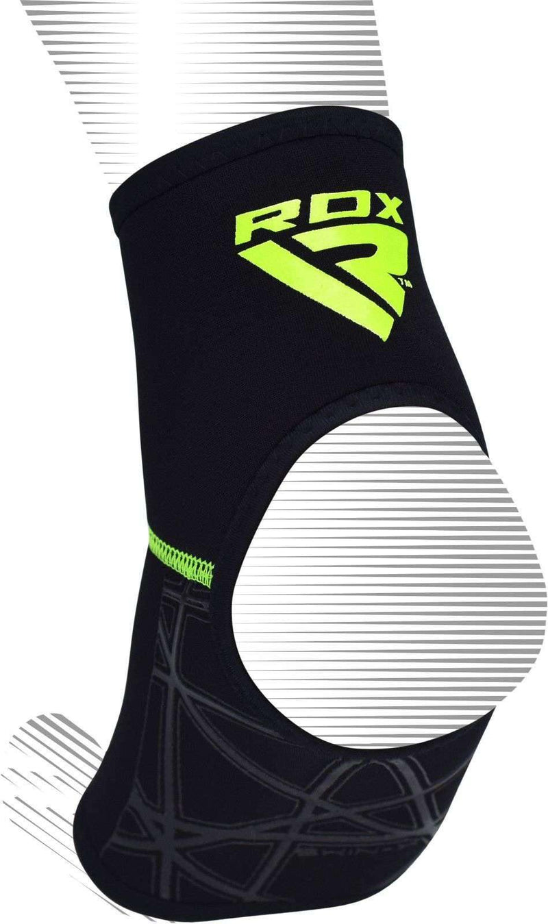 RDX A2 Soporte de tobillo negro y verde Funda de compresión de protección contra el esguince - Chelo Sports