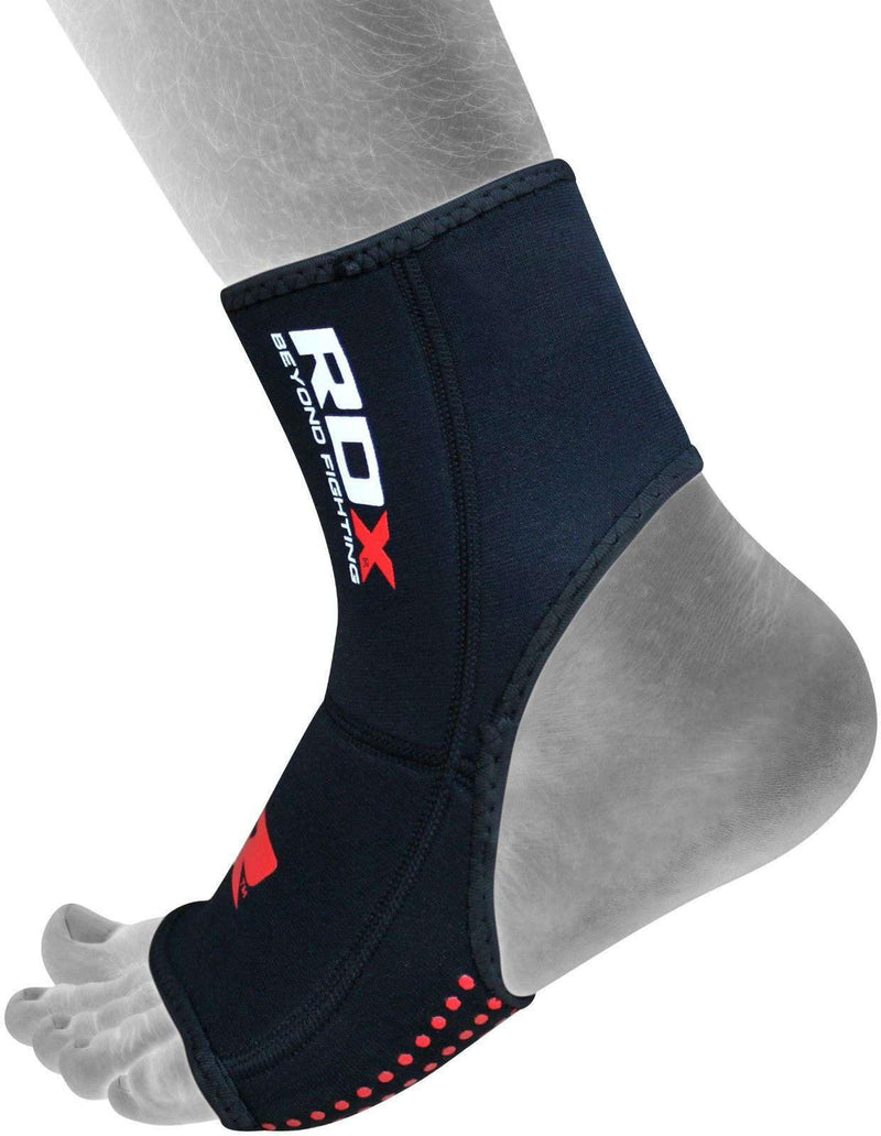 RDX A1 Soporte de tobillo negro ProtecciónFunda de compresión - Chelo Sports